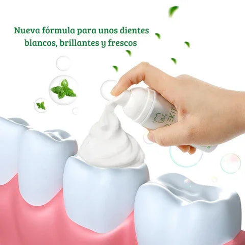 Espuma blanqueadora de dientes